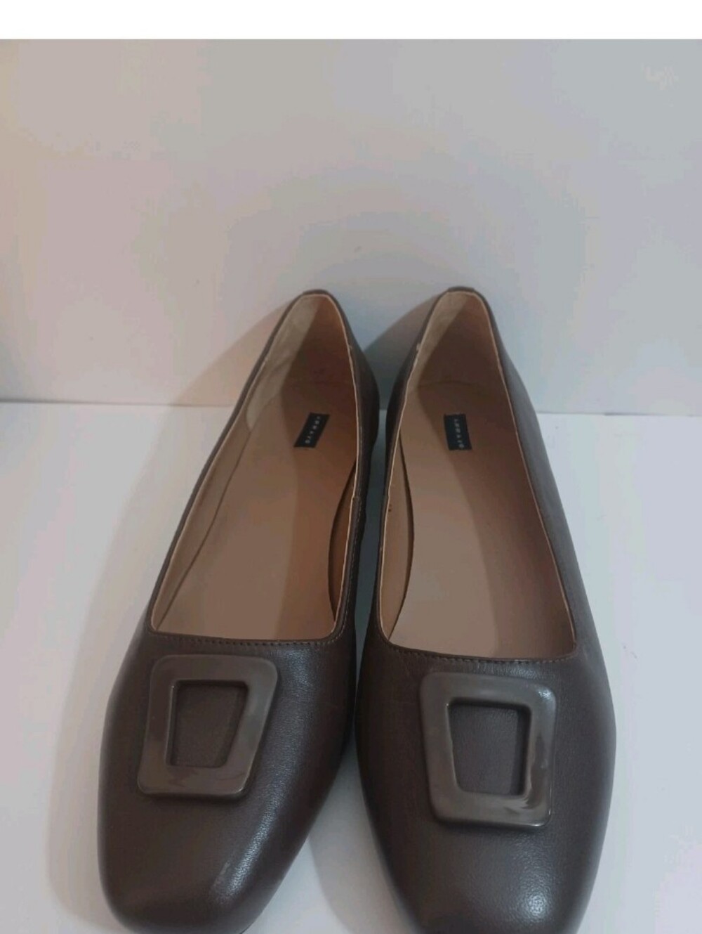 Array Women Causal Flat Shoes - Classic Leather Slip-Ons 12M
